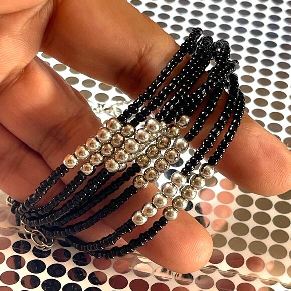 Vintage to Modern Black Silver Seed Bead Multi Strand Bracelet B#18 - Picture 5 of 8